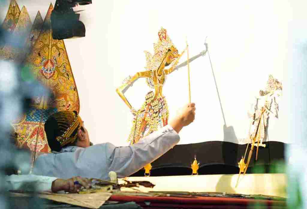 Menyebarkan Pesan Lingkungan Melalui Budaya