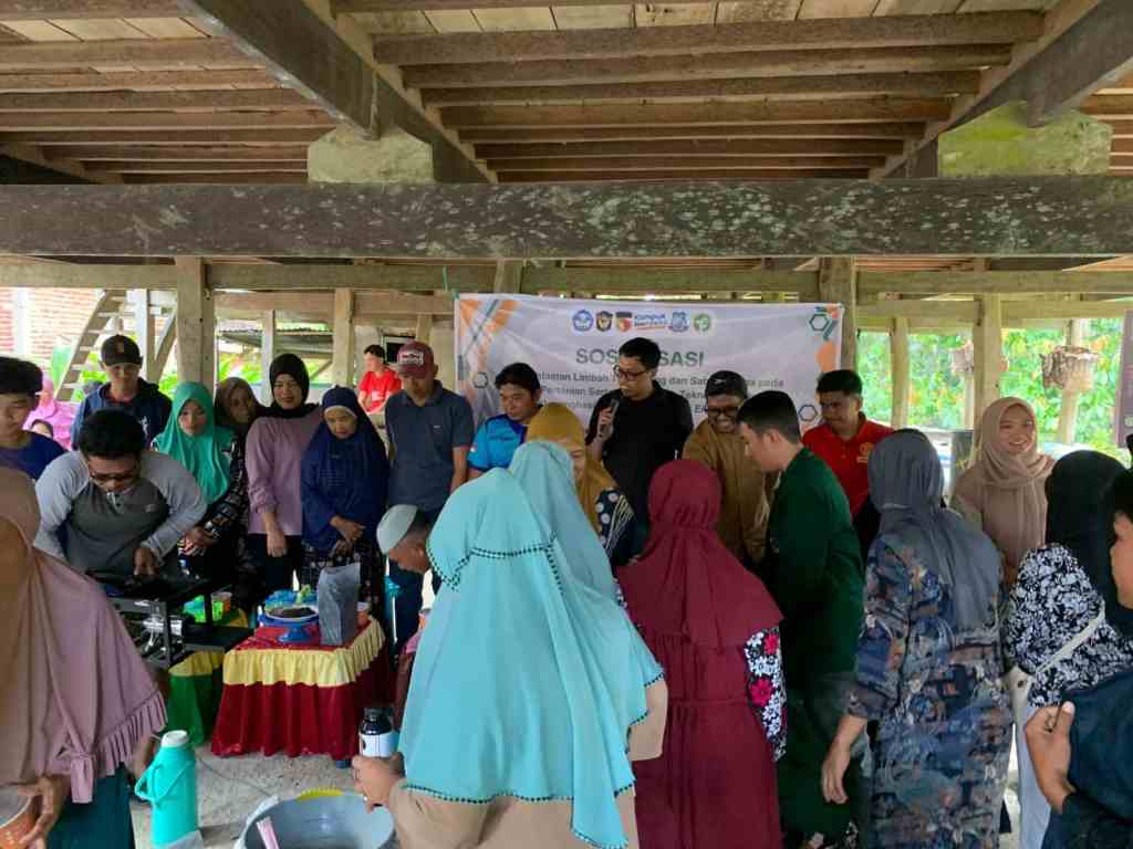 TIM PKM UMI Gandeng Kelompok Tani Rahmat II Gelar Sosialisasi dan Pelatihan Pemanfaatan Limbah Kelapa di Manyampa