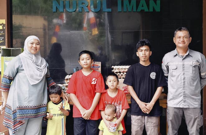 PT BES Peduli, Rutin Berbagi Kebaikan Jumat&nbsp;Berkah