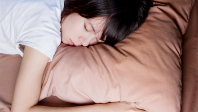 Menghabiskan Waktu dengan Tidur di Akhir Pekan Dapat Mengurangi Risiko Penyakit&nbsp;Jantung