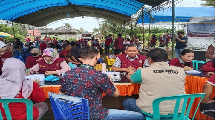 Berkolaborasi PD IAI Sulsel, Universitas Almarisah Madani Gelar Bakso di&nbsp;Bone